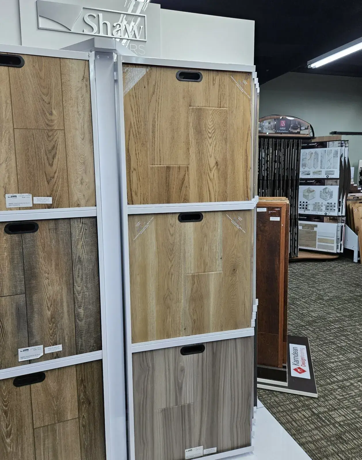 Showroom Samples | Howmar Carpet Inc.